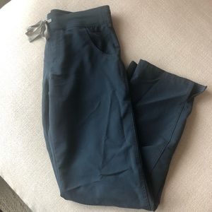 Figs dark harbor scrub pants S